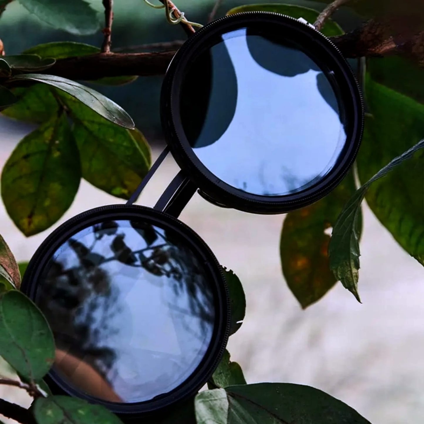Aura Glasses - Işığa Uyum Sağlayan Gözlük